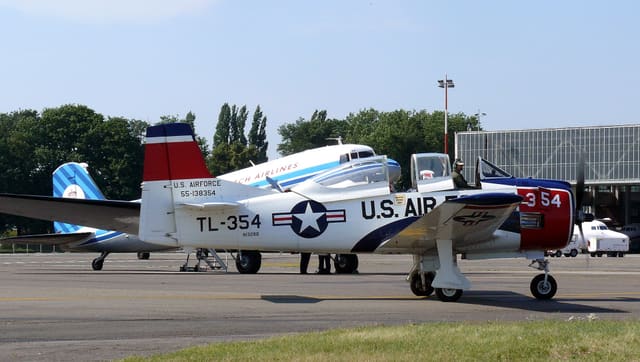 N1328B - Warbird