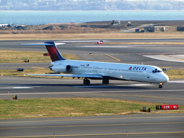 N948DL - Aircraft