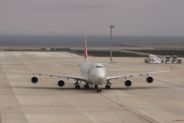 N674US - Boeing