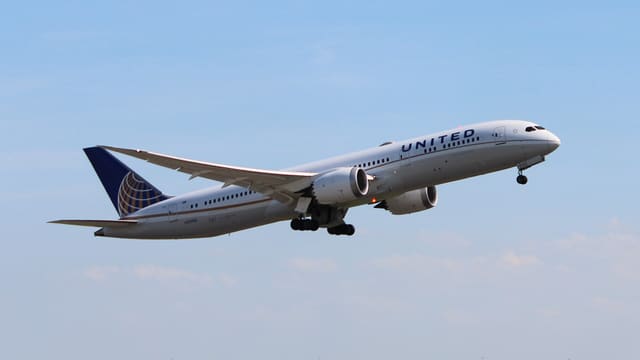 N26966 - Boeing