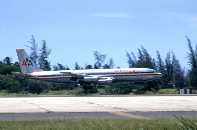 N8408 - Boeing