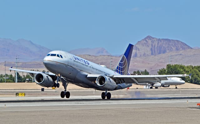 N825UA - Airbus