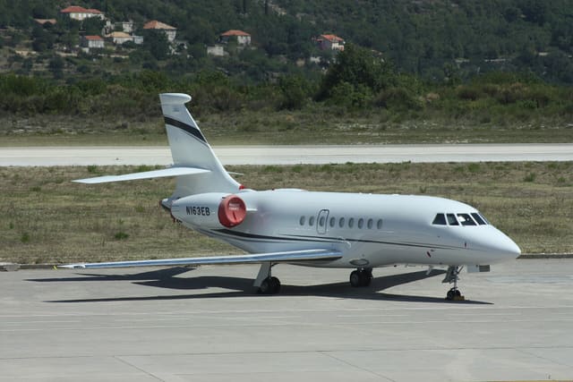 N163EB - Business jet
