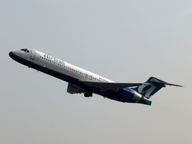N956AT - Aircraft