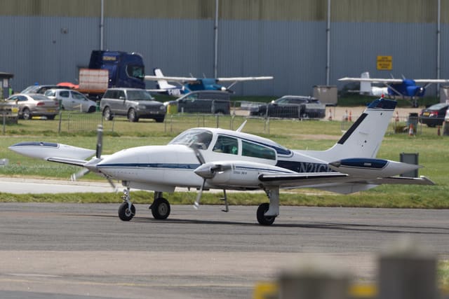 N21GB - Cessna