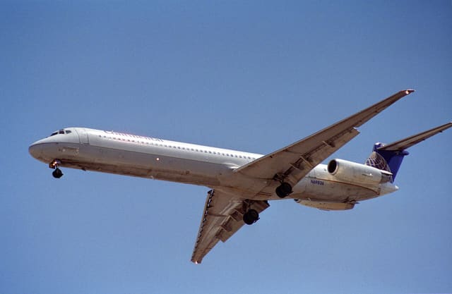 N69826 - Aircraft