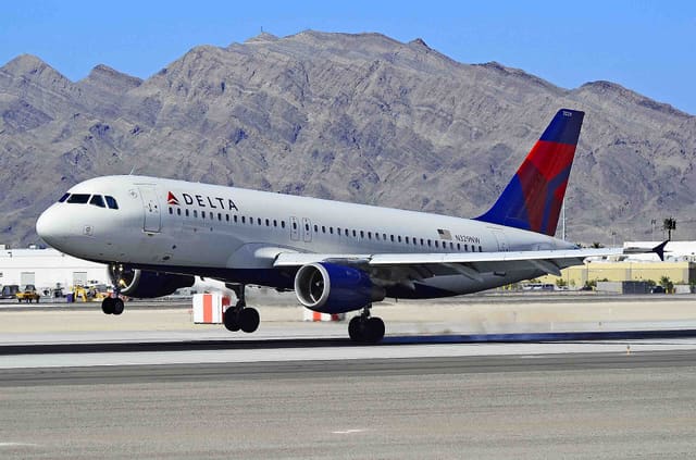 N329NW - Airbus
