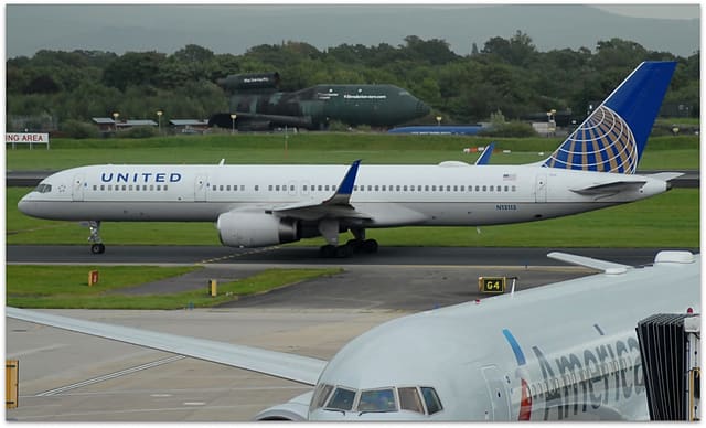 N13113 - Boeing