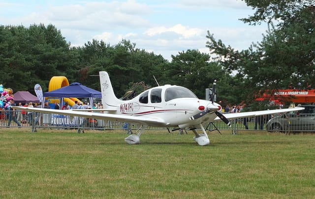 N747FC - Cirrus