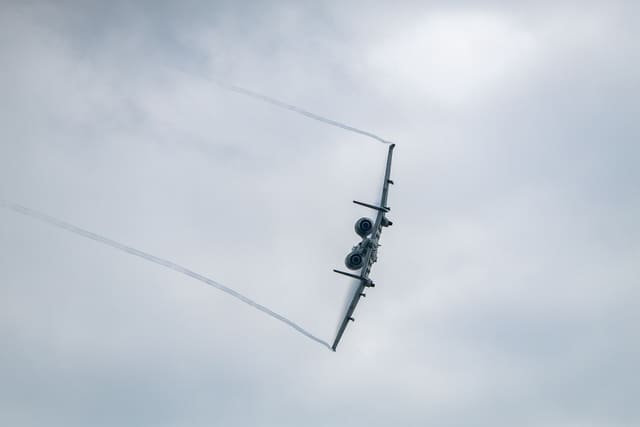  - Twin-engine aircraft