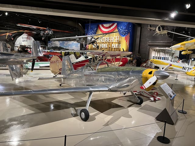 N7927A - Single-engine aircraft