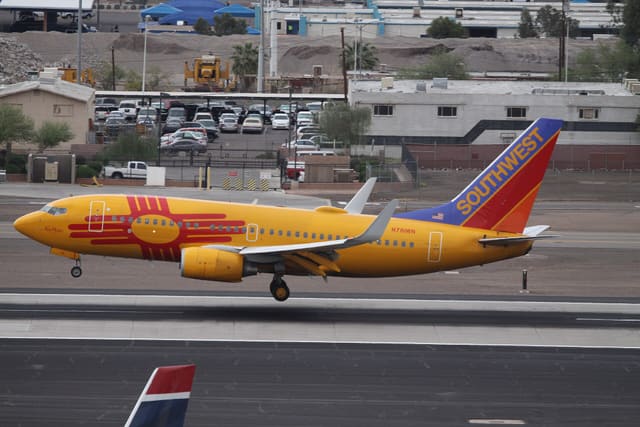 N781WN - Boeing
