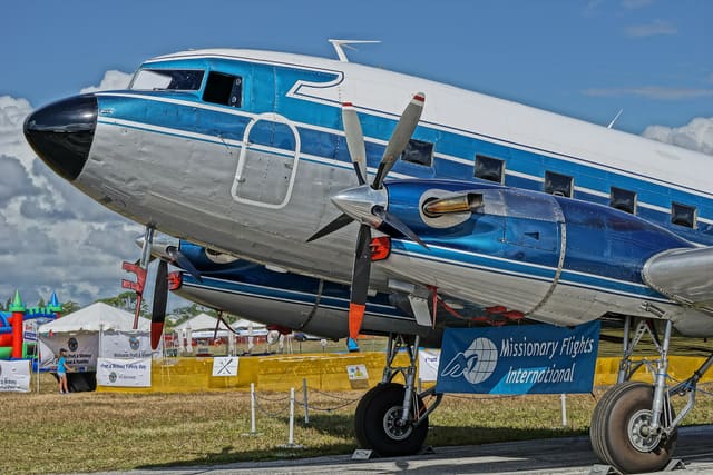 N200MF - Douglas