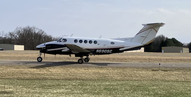 N690SC - Beech