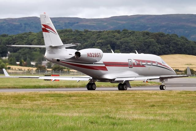 N928ST - Business jet