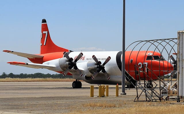 N927AU - Lockheed