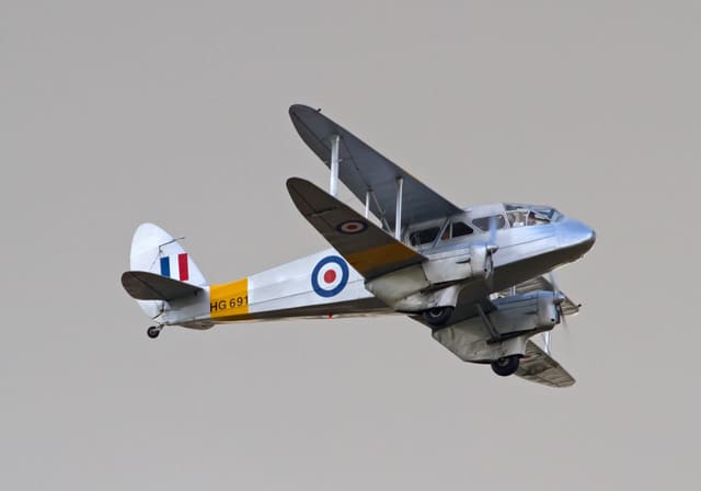 G-AIYR - De Havilland