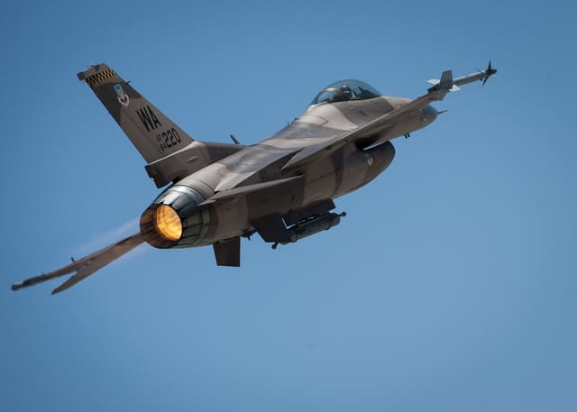  - Single-engine aircraft