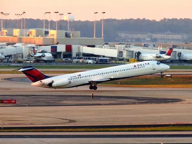 N773NC - Douglas
