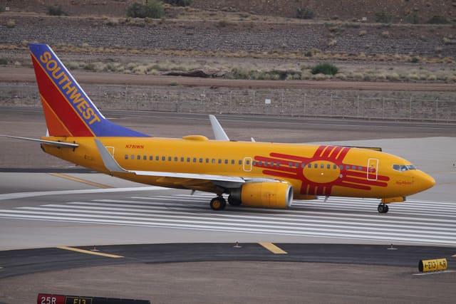 N781WN - Boeing