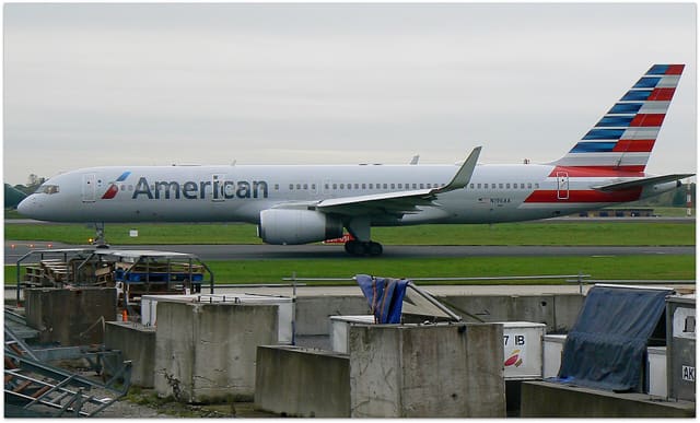 N196AA - Boeing