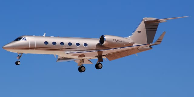N721BS - Business jet