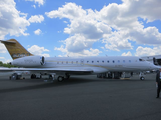 N381GX - Bombardier
