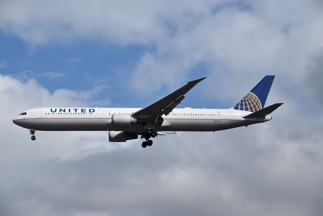 N76065 - Boeing