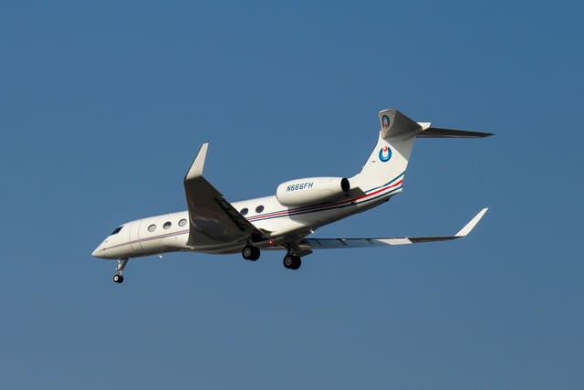 N666FH - Business jet