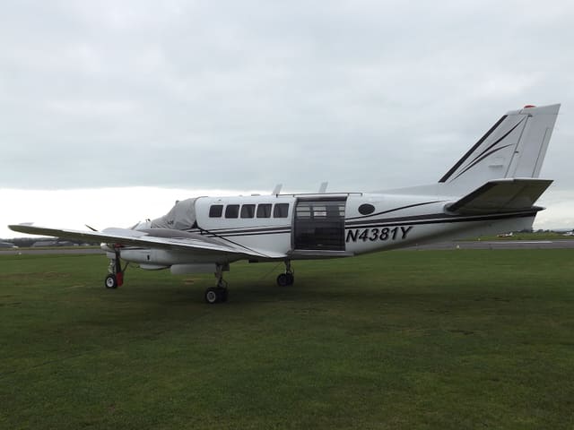 N4381Y - Aircraft