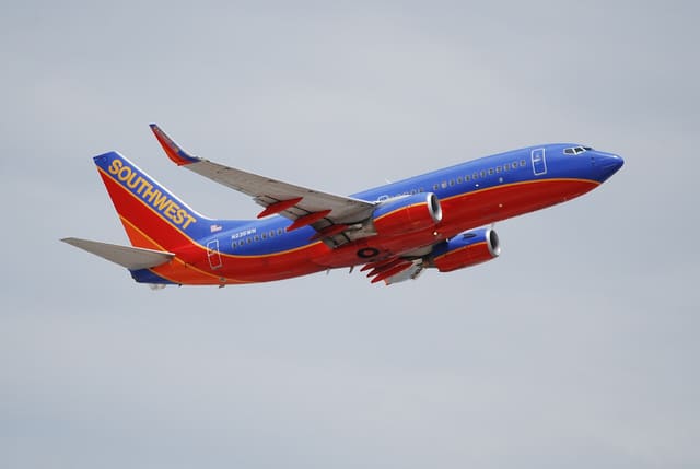 N235WN - Boeing