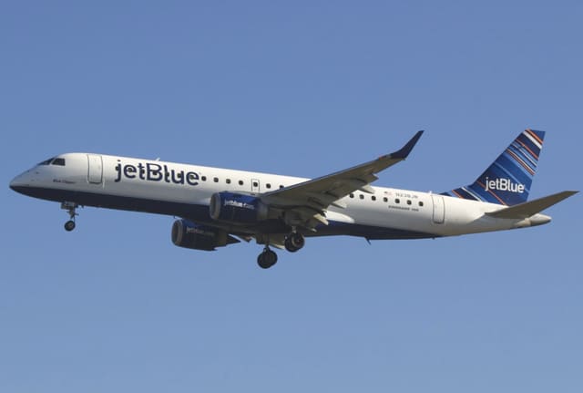 N238JB - Embraer
