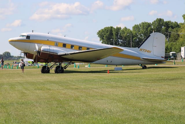 N734H - Douglas