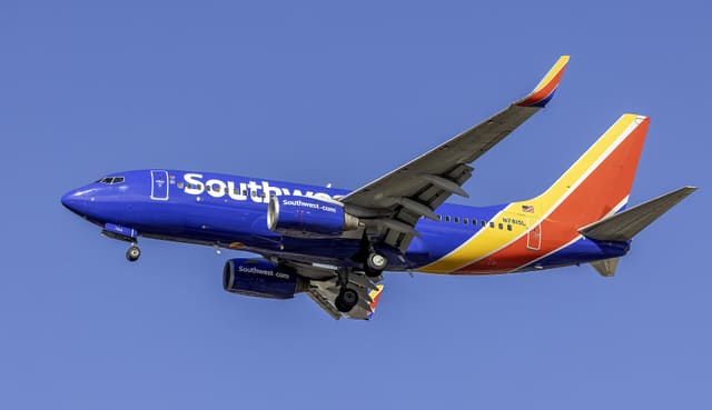 N7815L - Boeing