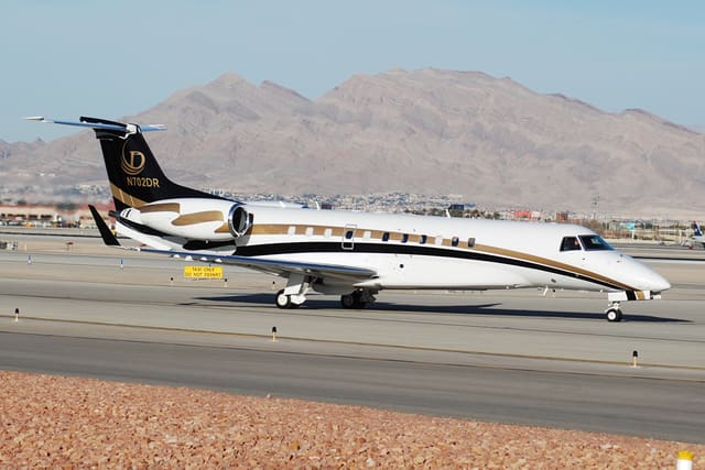N702DR - Embraer