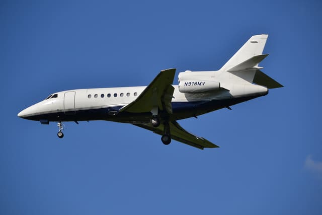 N918MV - Business jet