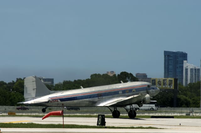 N15MA - Douglas