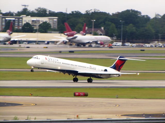 N966DL - Aircraft