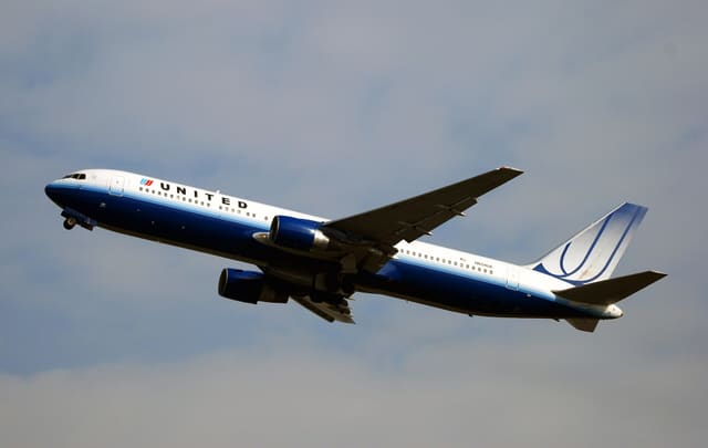 N654UA - Boeing