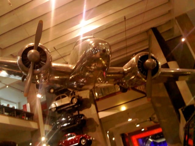  - Twin-engine aircraft