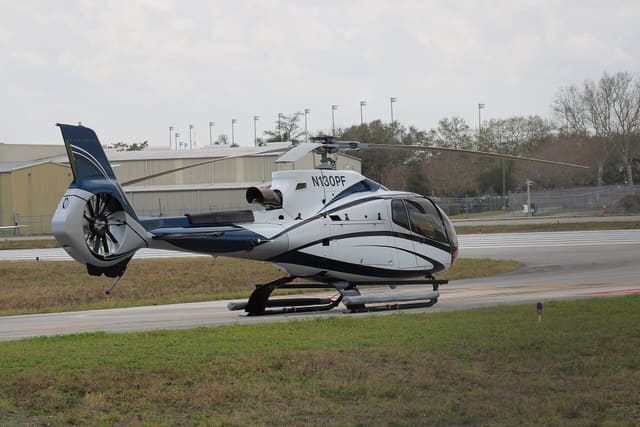 N130PF - Helicopter