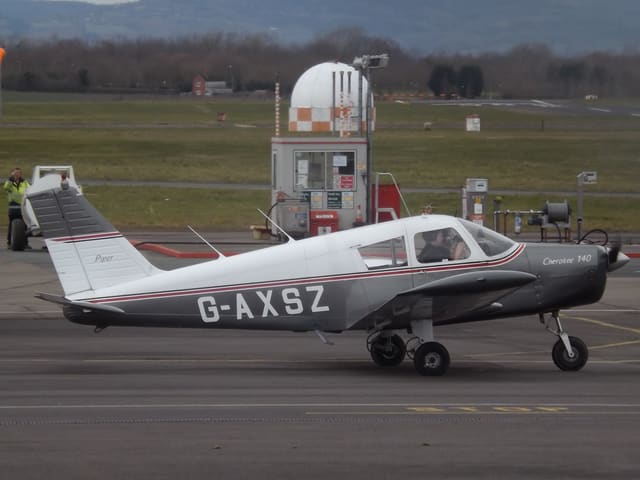 G-AXSZ - Piper