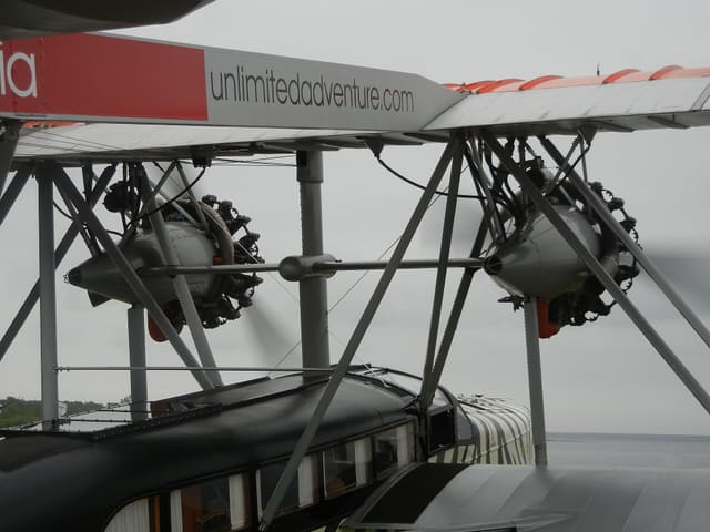  - Twin-engine aircraft