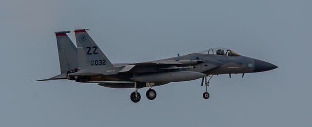  - Twin-engine aircraft