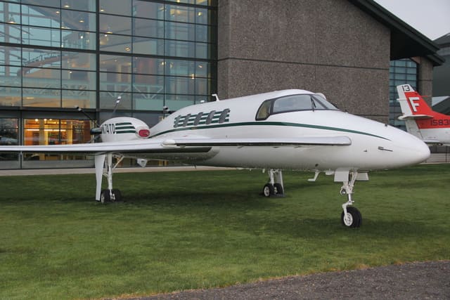  - Business jet