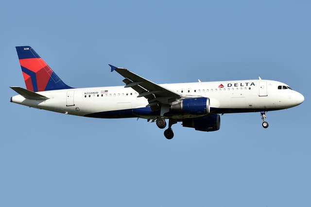 N338NW - Airbus