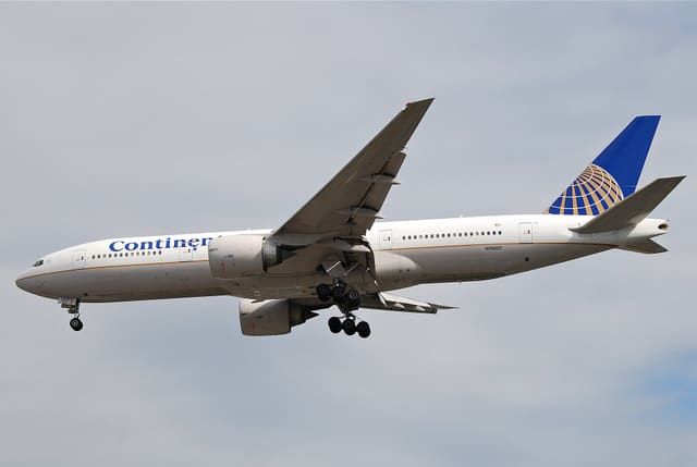 N74007 - Boeing