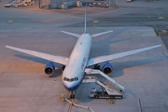 N654UA - Boeing