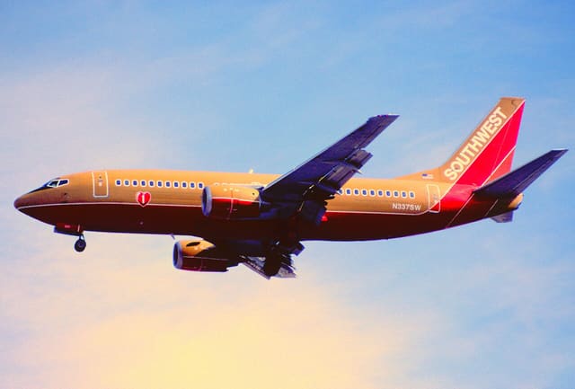 N337SW - Boeing
