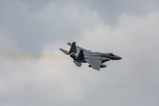  - Twin-engine aircraft
